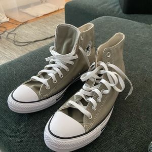 Sage green chucks All Stars new and never worn!
